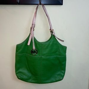 Michael Kors tote. This is used but in good condition.